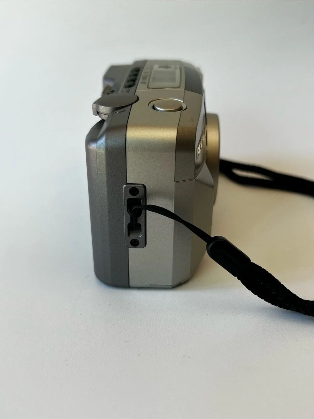 Mint Pentax IQ Zoom 130M : 35mm Point and Shoot Film Camera/Manual/Case TESTED